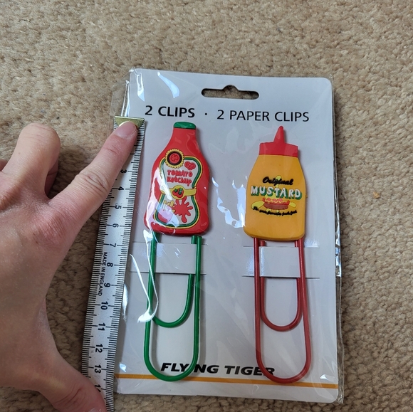 NWT! Massive Ketchup and Mustard Paper Clips! - Picture 3 of 5